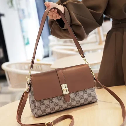 Lock catch bag European style messenger bag for women - Image 3